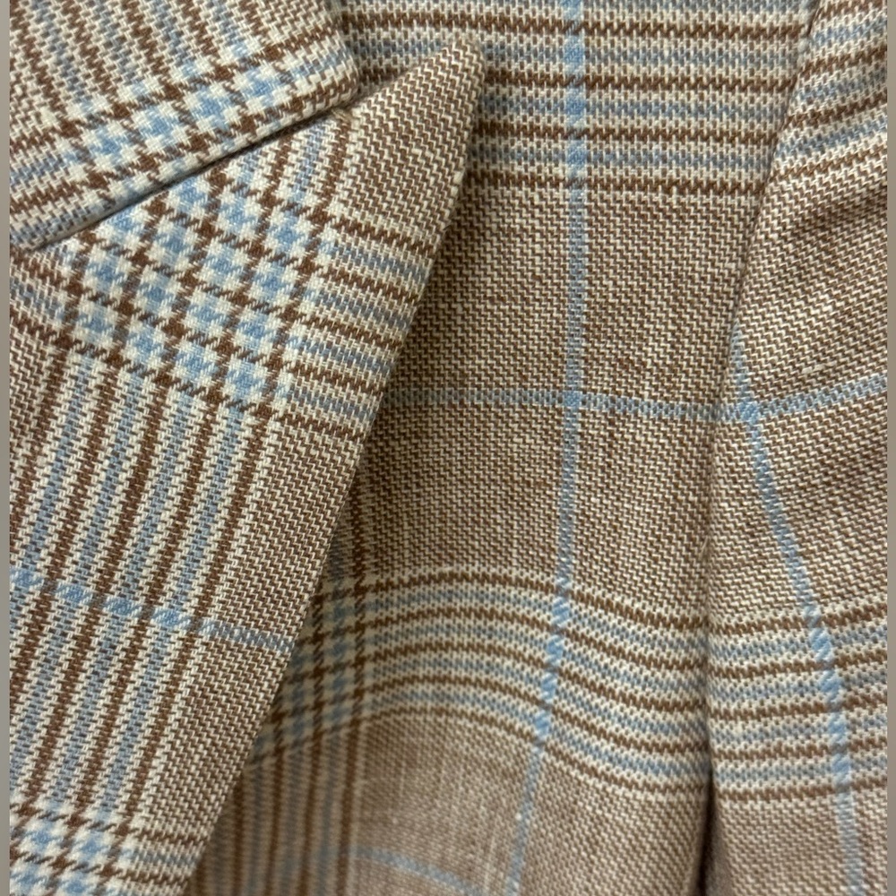 Veronica Beard Beige Plaid Double-Breasted Blazer - Picture 4 of 10